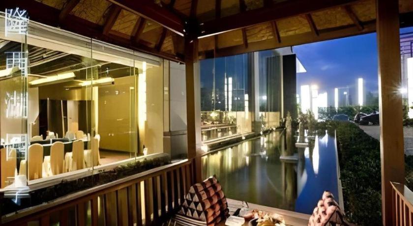 SSAW Boutique Hotel Hangzhou Xiaoshan City Center Extérieur photo